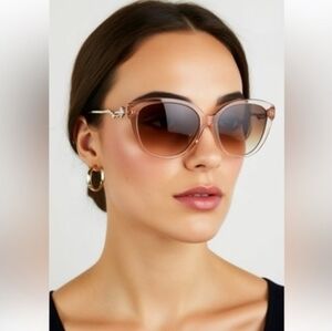 Coach HC 8347 Gradient Violet/Pink Frame & Lens w/ Flower Temple Detail